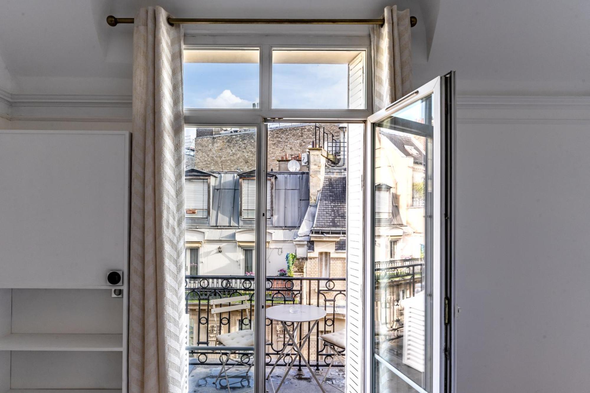 Appartement Champs Elysees Paris Bagian luar foto