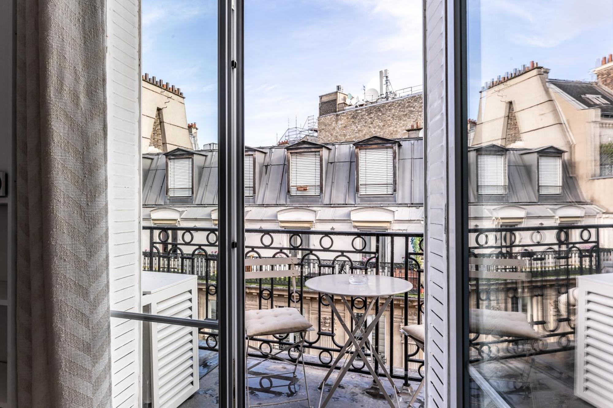 Appartement Champs Elysees Paris Bagian luar foto