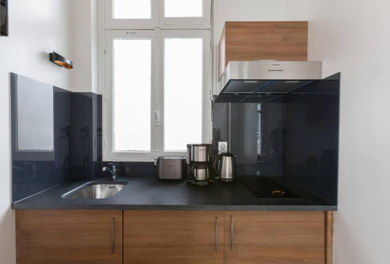 Appartement Champs Elysees Paris Bagian luar foto