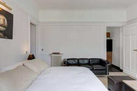 Appartement Champs Elysees Paris Bagian luar foto